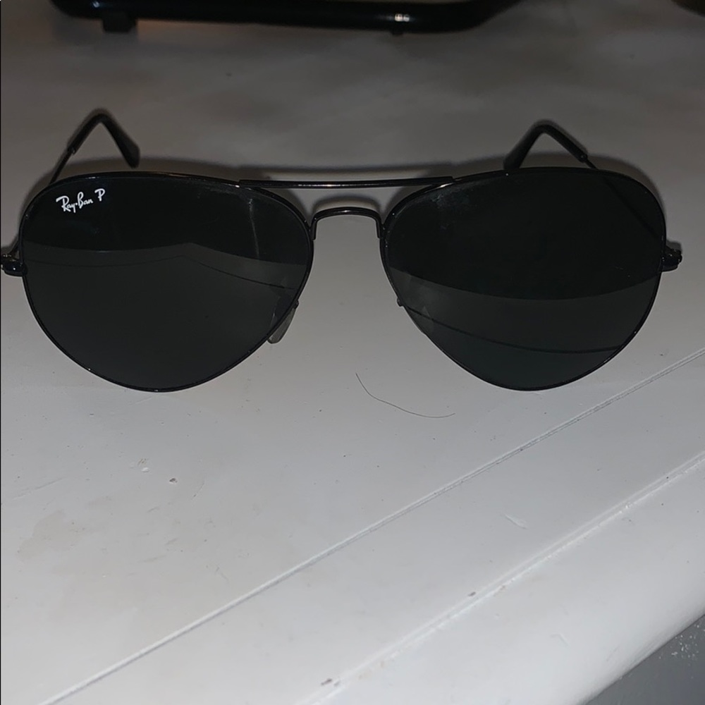 Ray-Ban Polarized Black Aviator Sunglasses